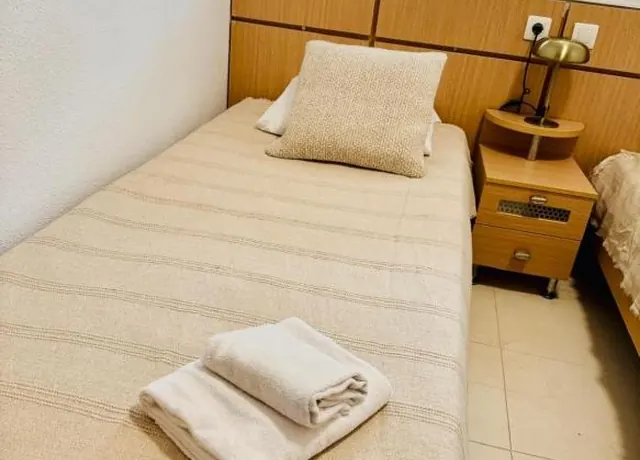 Second bedroom with single beds