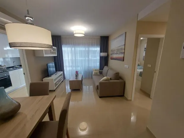 Salón-comedor con acceso a terraza