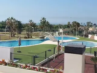 Piscina de la urbanización